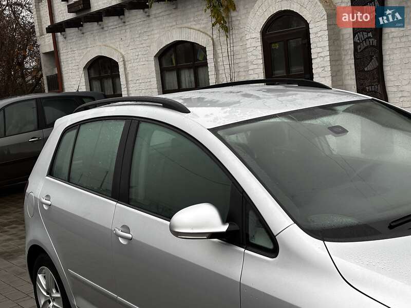 Хэтчбек Volkswagen Golf Plus 2010 в Красилове