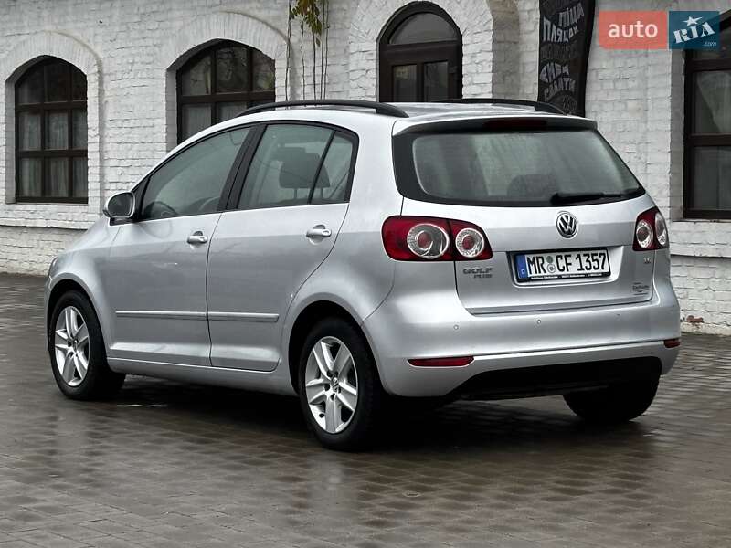 Хэтчбек Volkswagen Golf Plus 2010 в Красилове
