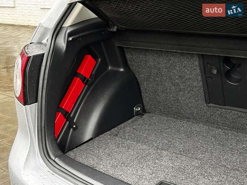 Хэтчбек Volkswagen Golf Plus 2010 в Красилове