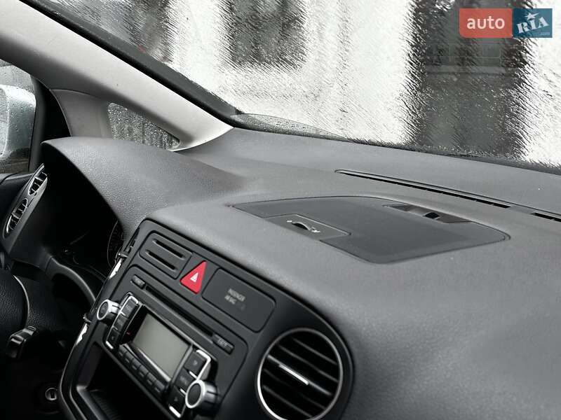 Хэтчбек Volkswagen Golf Plus 2010 в Красилове