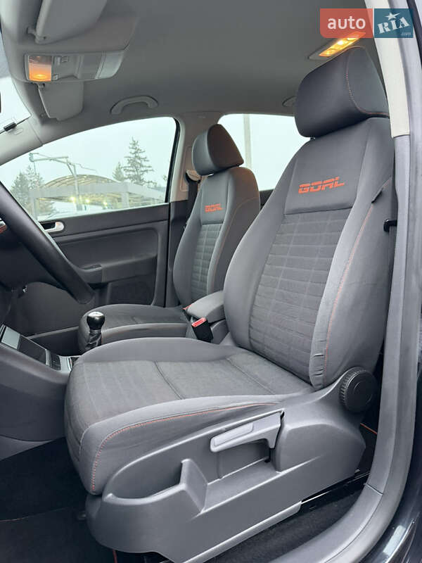 Хэтчбек Volkswagen Golf Plus 2007 в Лубнах фото 22 Хэтчбек Volkswagen Golf Plus 2007 в Лубнах