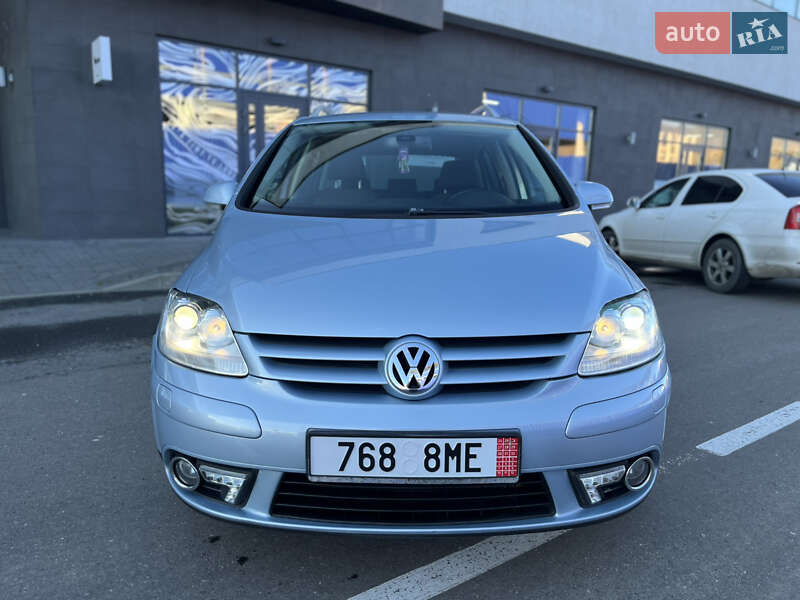 Хэтчбек Volkswagen Golf Plus 2008 в Мукачево