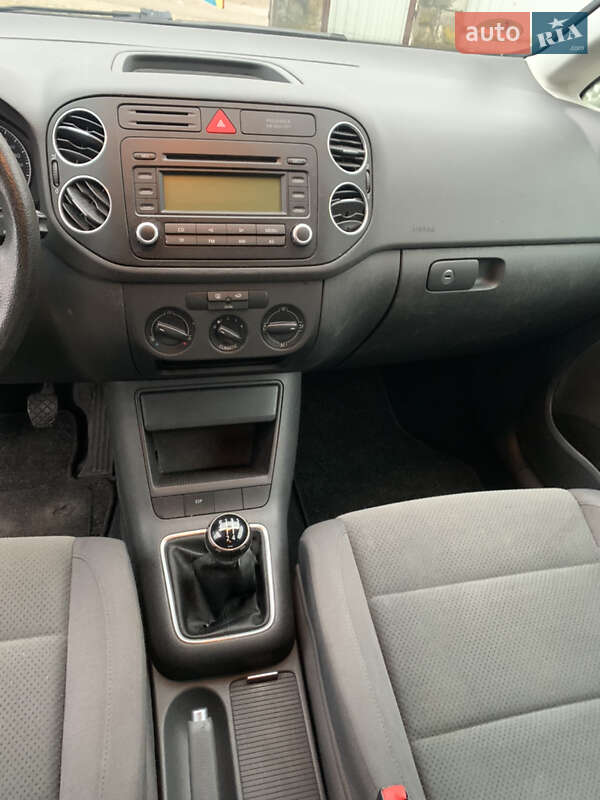 Хэтчбек Volkswagen Golf Plus 2006 в Ивано-Франковске фото 7 Хэтчбек Volkswagen Golf Plus 2006 в Ивано-Франковске