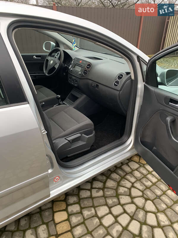 Хэтчбек Volkswagen Golf Plus 2006 в Ивано-Франковске фото 11 Хэтчбек Volkswagen Golf Plus 2006 в Ивано-Франковске