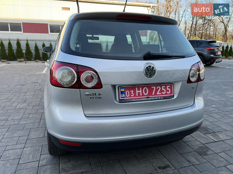 Хэтчбек Volkswagen Golf Plus 2008 в Луцке