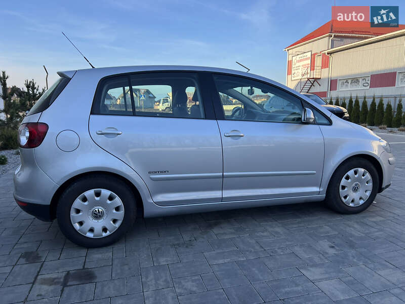 Хэтчбек Volkswagen Golf Plus 2008 в Луцке