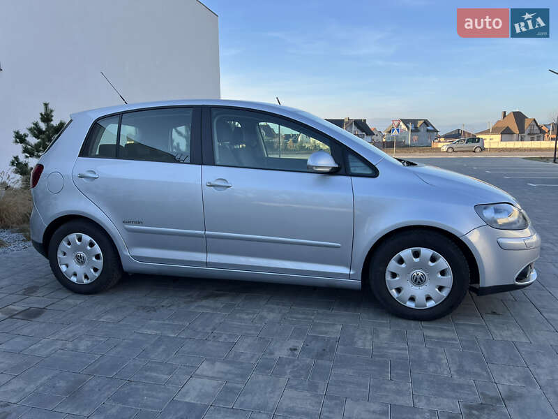 Хэтчбек Volkswagen Golf Plus 2008 в Луцке