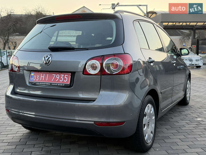 Хэтчбек Volkswagen Golf Plus 2010 в Лубнах