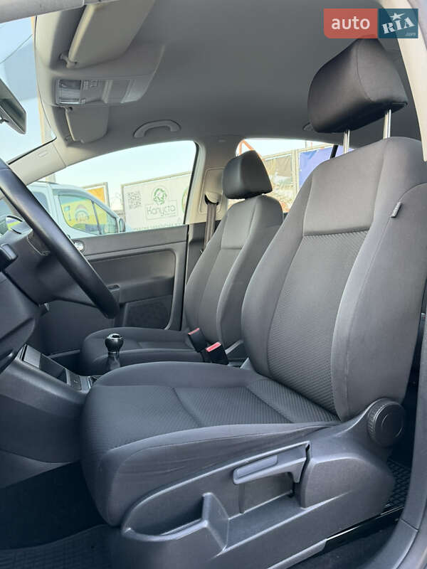 Хэтчбек Volkswagen Golf Plus 2010 в Лубнах