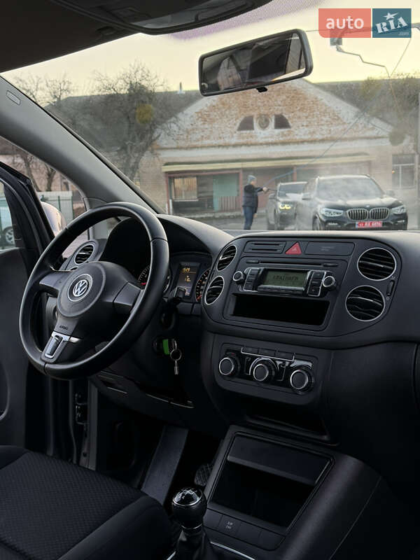 Хэтчбек Volkswagen Golf Plus 2010 в Лубнах