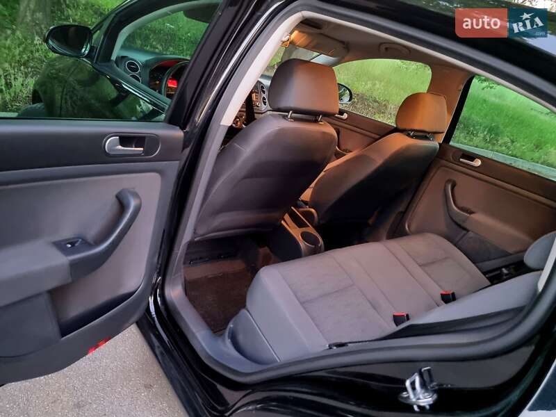 Хэтчбек Volkswagen Golf Plus 2006 в Харькове