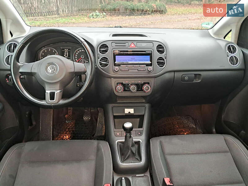 Хэтчбек Volkswagen Golf Plus 2011 в Ужгороде