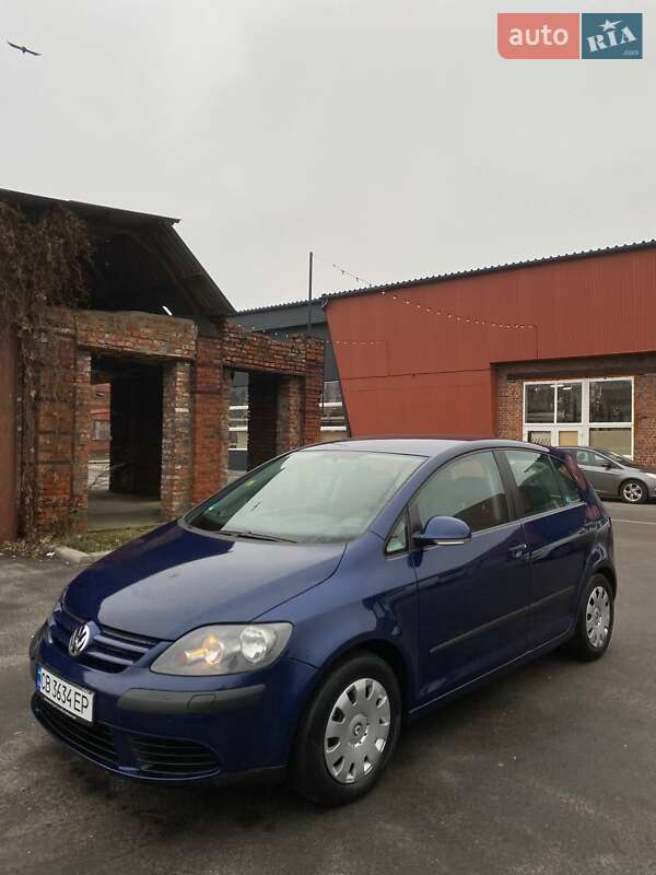 Хэтчбек Volkswagen Golf Plus 2005 в Чернигове