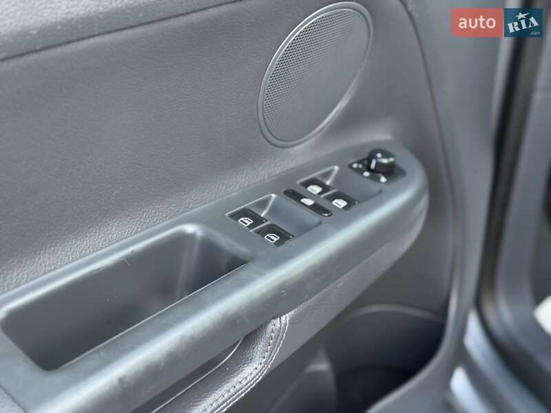 Хэтчбек Volkswagen Golf Plus 2008 в Новой Ушице