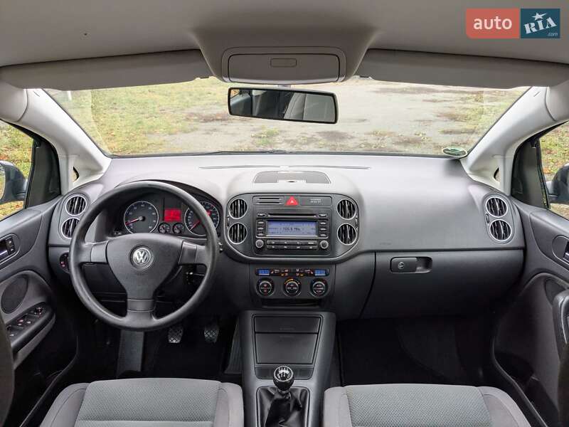 Хетчбек Volkswagen Golf Plus 2005 в Звягелі фото 35 Хетчбек Volkswagen Golf Plus 2005 в Звягелі
