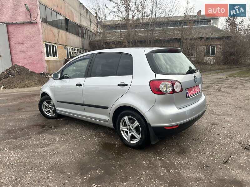 Хэтчбек Volkswagen Golf Plus 2005 в Нежине