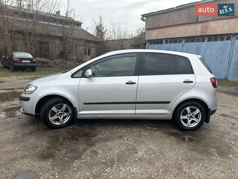 Хэтчбек Volkswagen Golf Plus 2005 в Нежине