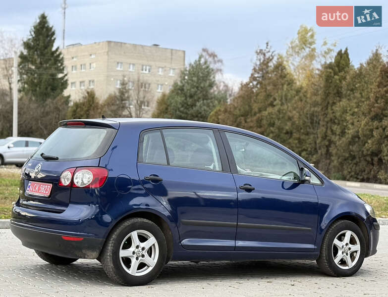 Хетчбек Volkswagen Golf Plus 2006 в Стрию