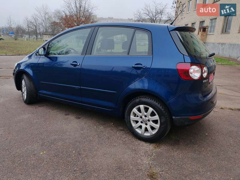 Хэтчбек Volkswagen Golf Plus 2006 в Александрие