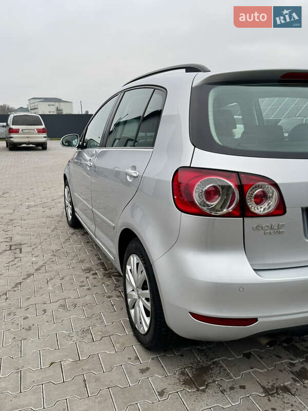 Хэтчбек Volkswagen Golf Plus 2009 в Владимире фото 17 Хэтчбек Volkswagen Golf Plus 2009 в Владимире