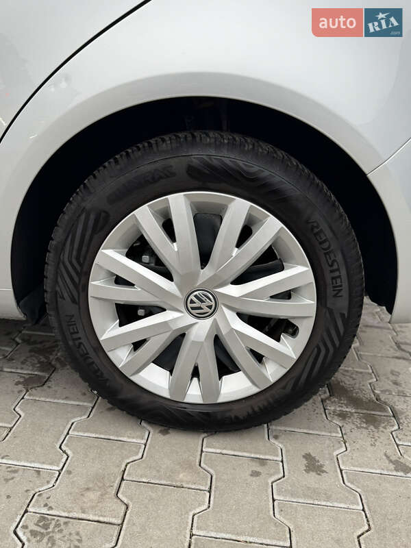 Хэтчбек Volkswagen Golf Plus 2009 в Владимире фото 19 Хэтчбек Volkswagen Golf Plus 2009 в Владимире