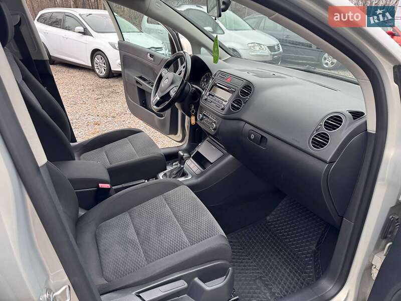 Хэтчбек Volkswagen Golf Plus 2010 в Полтаве фото 40 Хэтчбек Volkswagen Golf Plus 2010 в Полтаве