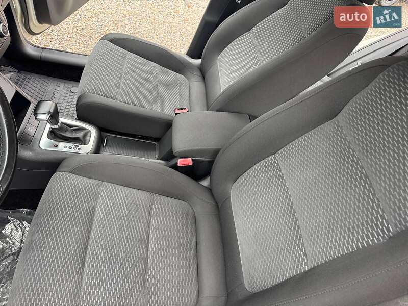 Хэтчбек Volkswagen Golf Plus 2010 в Полтаве фото 43 Хэтчбек Volkswagen Golf Plus 2010 в Полтаве