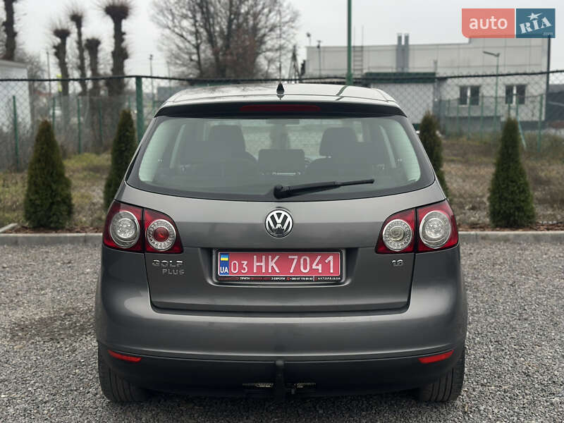 Хэтчбек Volkswagen Golf Plus 2006 в Виннице