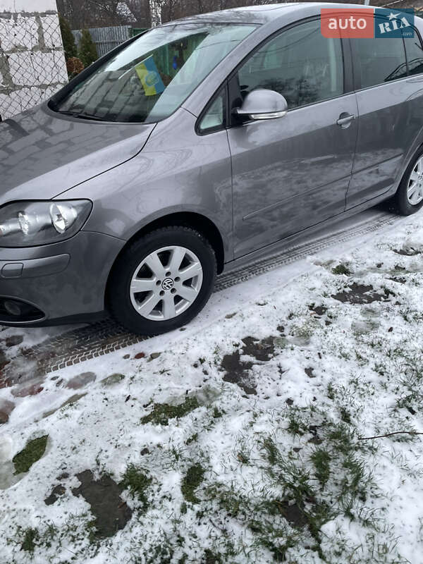 Хэтчбек Volkswagen Golf Plus 2007 в Василькове