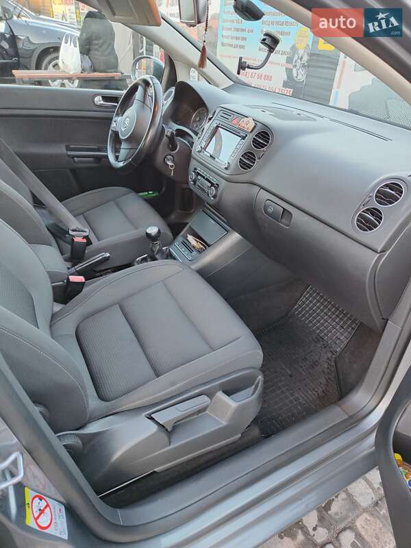 Хетчбек Volkswagen Golf Plus 2011 в Шепетівці