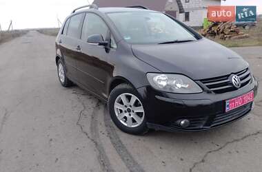 Хэтчбек Volkswagen Golf Plus 2008 в Луцке
