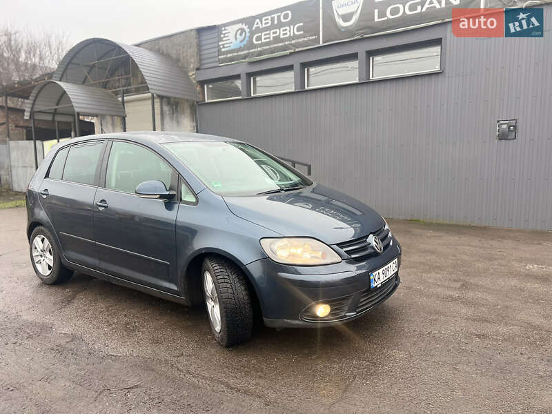 Хетчбек Volkswagen Golf Plus 2007 в Конотопі