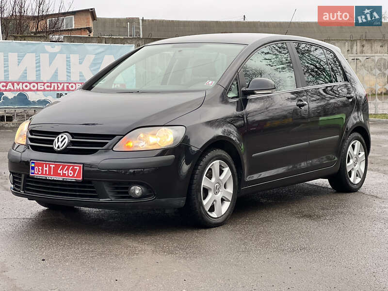 Хетчбек Volkswagen Golf Plus 2008 в Лубнах