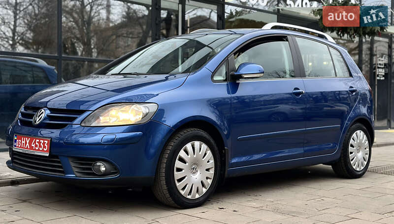 Хетчбек Volkswagen Golf Plus 2008 в Житомирі