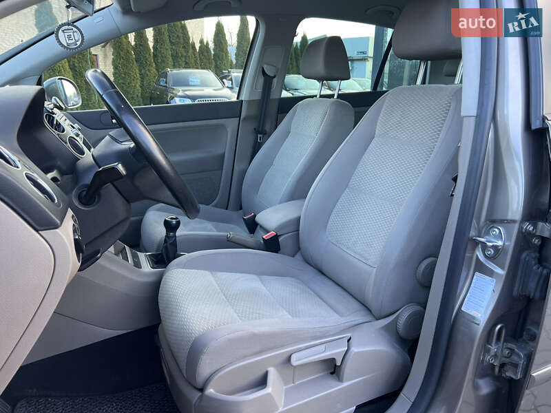 Хэтчбек Volkswagen Golf Plus 2009 в Нововолынске фото 13 Хэтчбек Volkswagen Golf Plus 2009 в Нововолынске