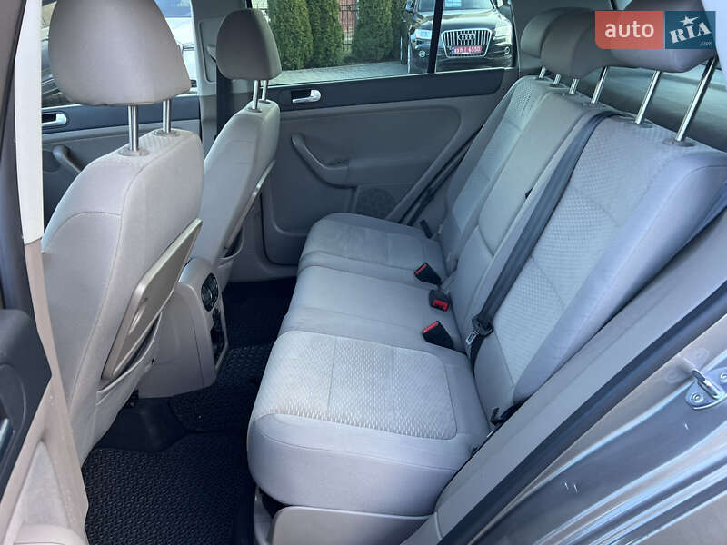 Хэтчбек Volkswagen Golf Plus 2009 в Нововолынске фото 30 Хэтчбек Volkswagen Golf Plus 2009 в Нововолынске