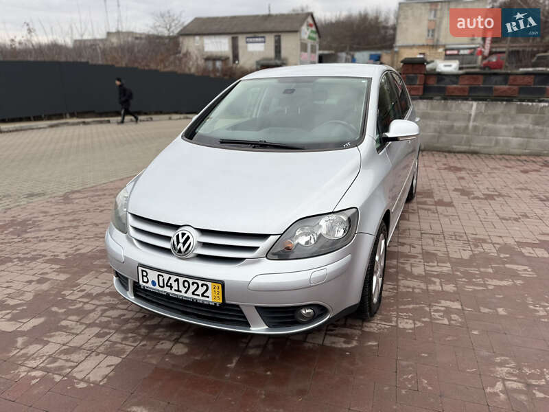 Хетчбек Volkswagen Golf Plus 2006 в Рівному