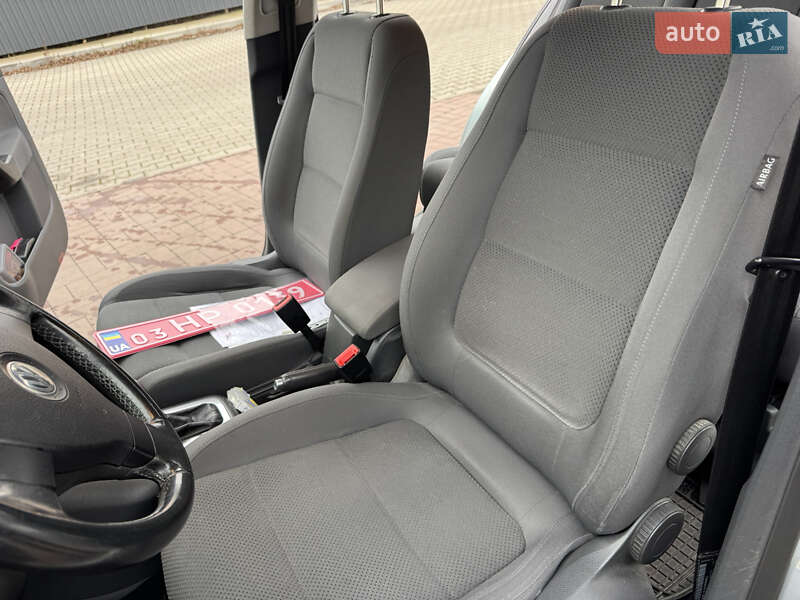 Хетчбек Volkswagen Golf Plus 2006 в Рівному