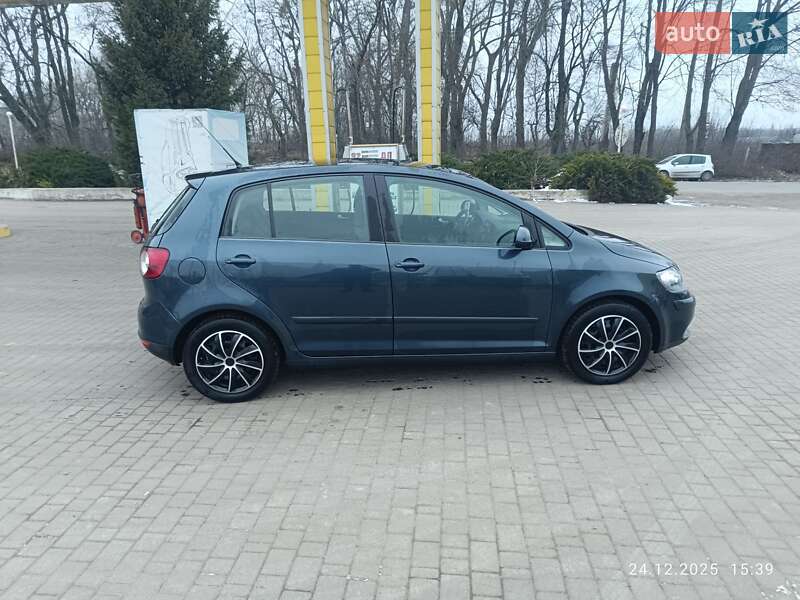 Хэтчбек Volkswagen Golf Plus 2006 в Городке