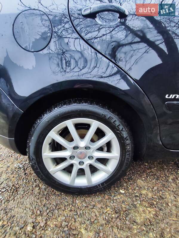 Хетчбек Volkswagen Golf Plus 2008 в Луцьку