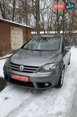Хэтчбек Volkswagen Golf Plus 2006 в Чернигове