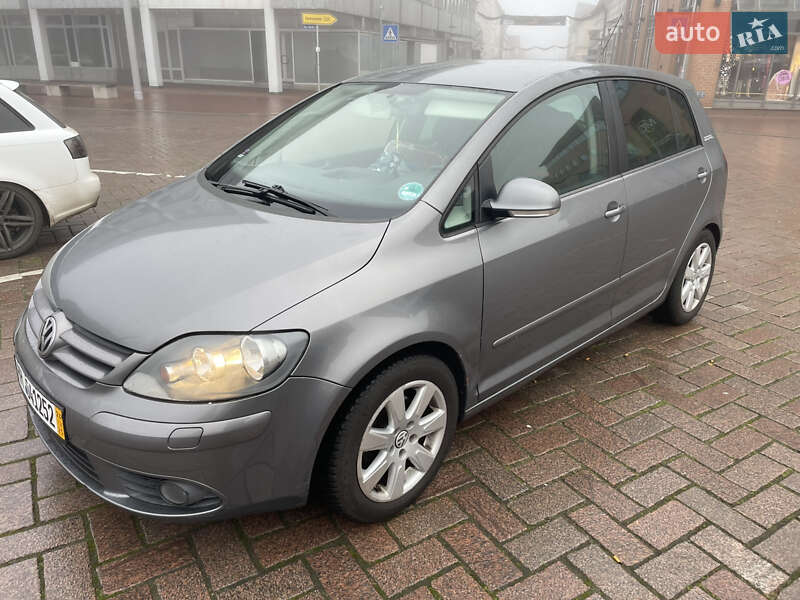 Хетчбек Volkswagen Golf Plus 2007 в Косові