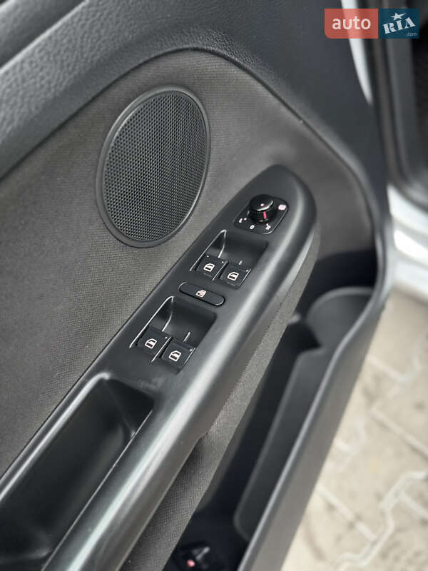 Хетчбек Volkswagen Golf Plus 2009 в Володимирі