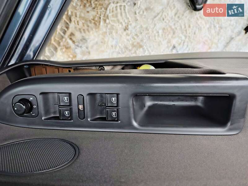 Хэтчбек Volkswagen Golf Plus 2008 в Лубнах