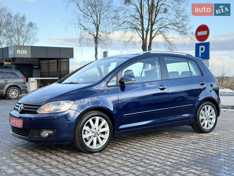 Хэтчбек Volkswagen Golf Plus 2009 в Владимире фото 16 Хэтчбек Volkswagen Golf Plus 2009 в Владимире