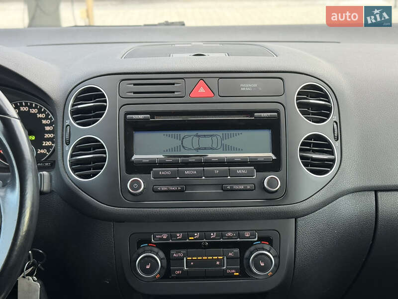 Хэтчбек Volkswagen Golf Plus 2009 в Владимире фото 50 Хэтчбек Volkswagen Golf Plus 2009 в Владимире