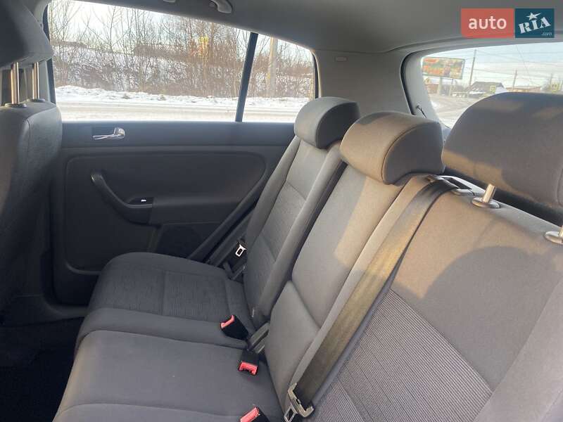 Хэтчбек Volkswagen Golf Plus 2006 в Вознесенске