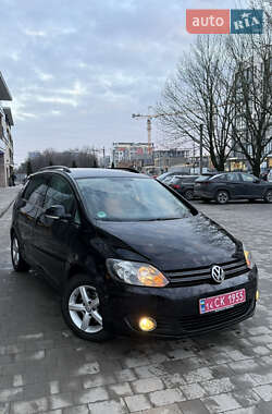 Хэтчбек Volkswagen Golf Plus 2010 в Ужгороде