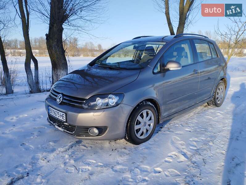 Хэтчбек Volkswagen Golf Plus 2009 в Староконстантинове