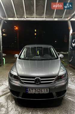 Хэтчбек Volkswagen Golf Plus 2005 в Ивано-Франковске